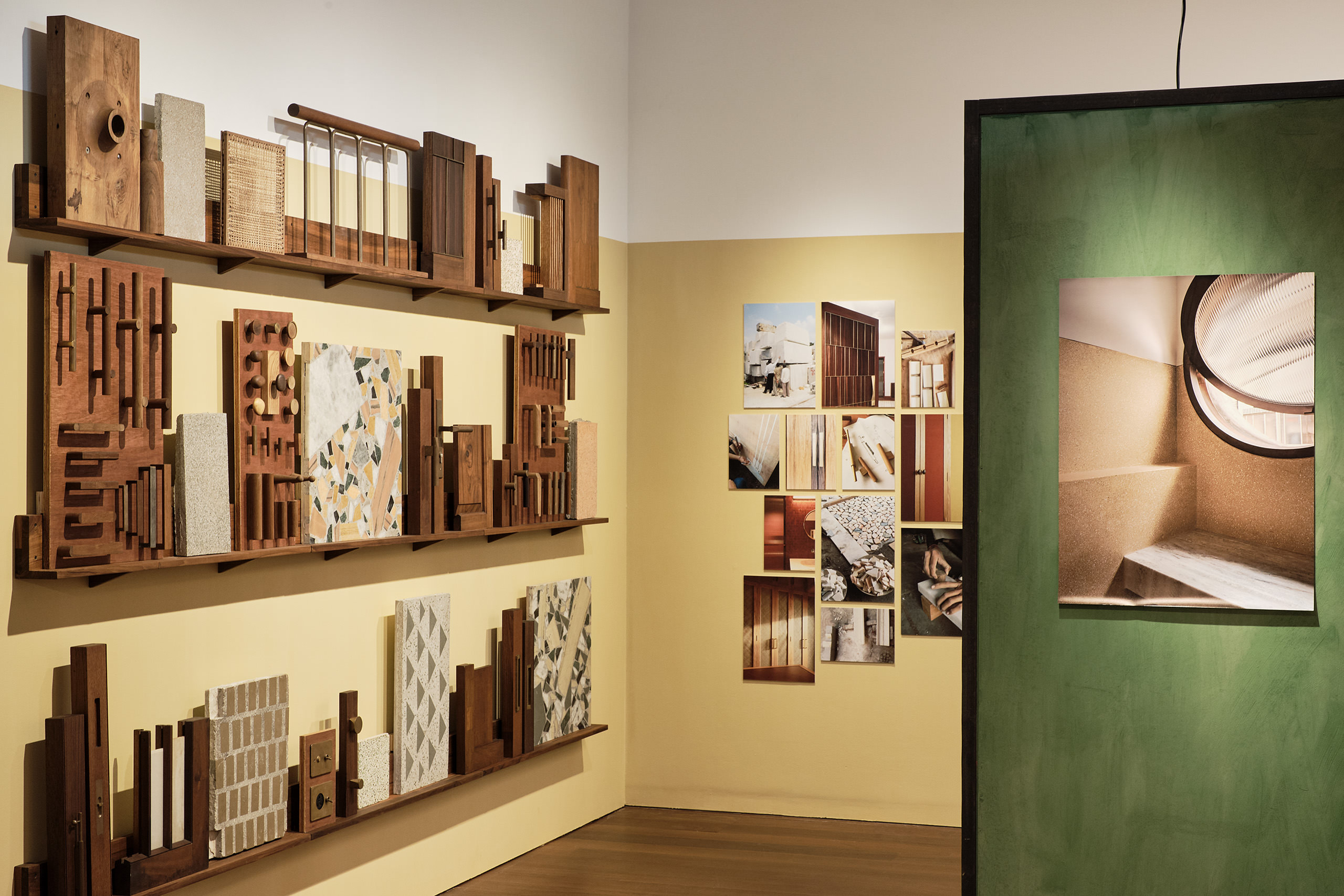 E19726 · Case Design · Exhibition VAI Antwerp